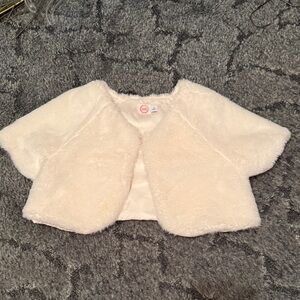 Wonder Nation Ivory Faux Fur Cape